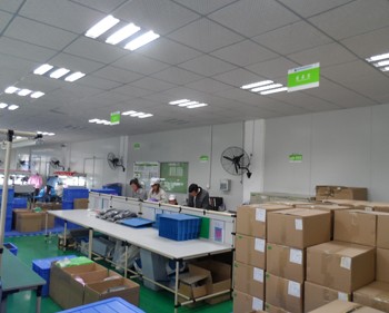 利勇安二樓成型車間環境