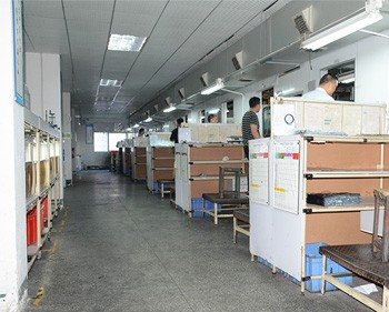 利勇安一樓硅膠制品固態模壓部環境